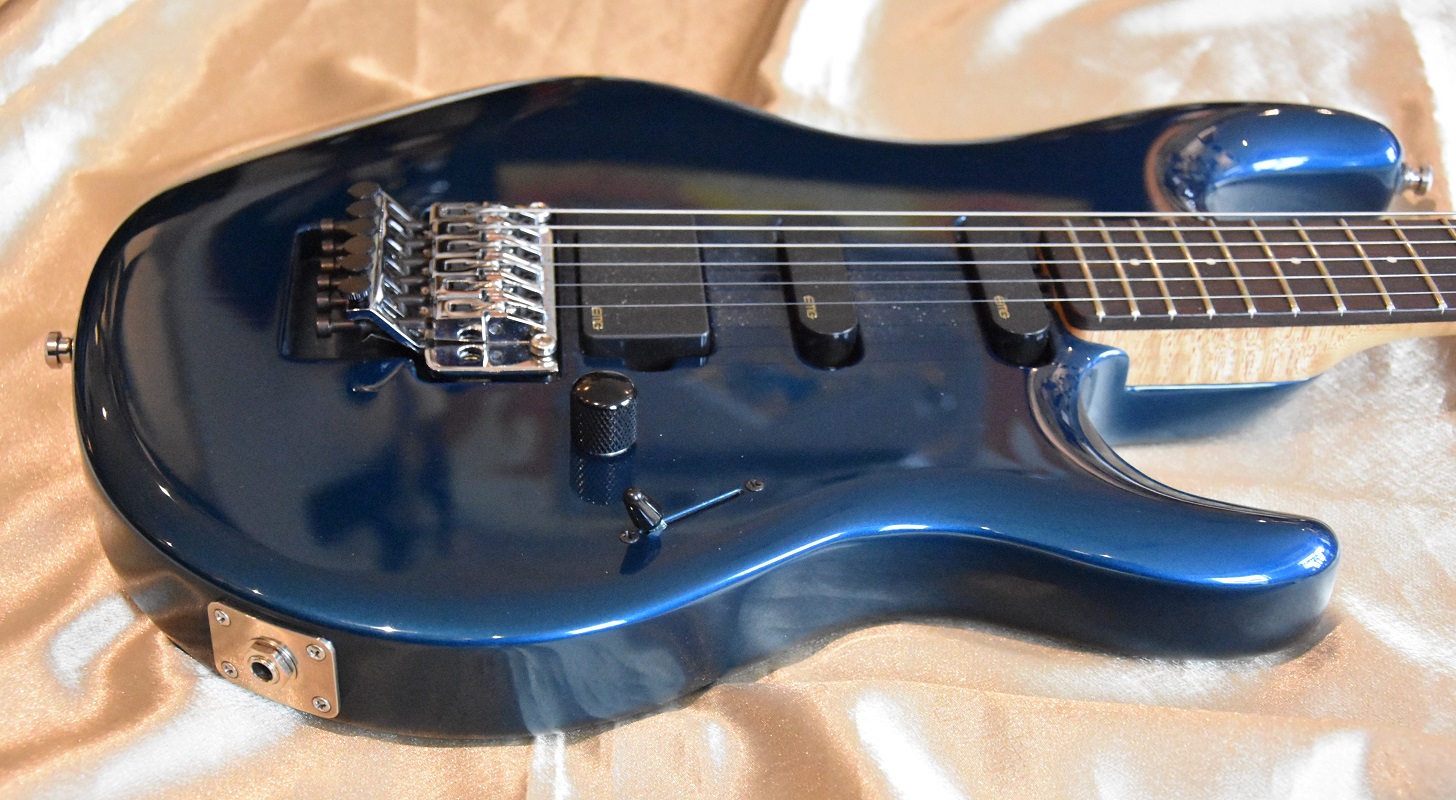 Guitares Electriques Musicman LUKE 20 TH ANNIVERSARY OCCASION 2000