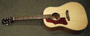 Gibson - J 50 gaucher 
