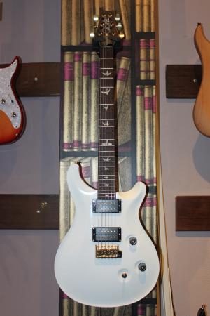 PRS - Signatures - Dave Navarro Jet White
