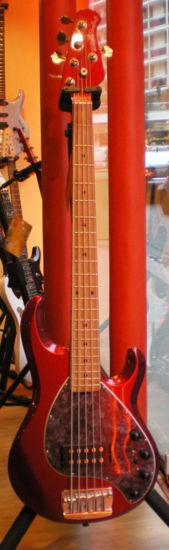 Musicman - Stingray 5 H 
