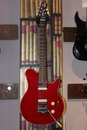 Musicman - Axis Super Sport HH Manche Pallissandre  Translucent Red RW
