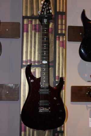 Musicman - John Petrucci JP12  6 BFR Cherry Sugar
