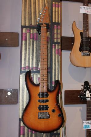 Suhr - Guthrie Govan Antique Modern 2 TS Tobacco Burst
