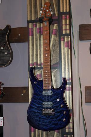 Musicman - John Petrucci JP 15 Blueberry Burst Quilt

