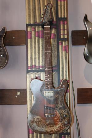 James Trussart - Deluxe Steelcaster  Rust Dragon Engraved
