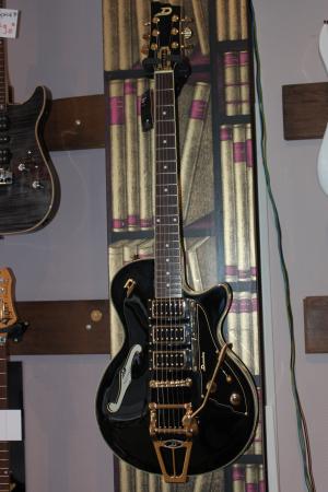DUESENBERG - STARPLAYER TV Custom Black
