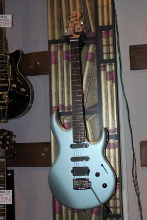 Musicman - Luke 2 1999 Blue 

