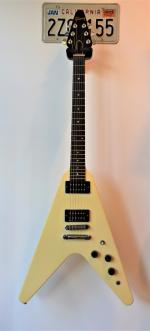 Gibson FLYING V 1985 ANTIQUE WHITE 