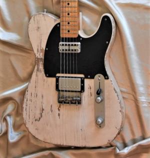 ROCK N ROLL RELICS - RICHARDS   CUSTOM  
