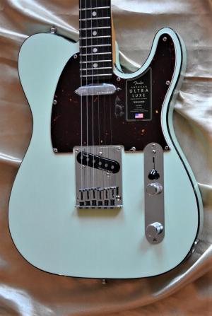 Fender -  
