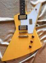 Gibson EXPLORER CUSTOM R1958 ASPEN WHITE   anne 2013