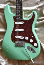 Fender STRATOCASTER AM STANDARD  SURF GREEN  LIMITED  EDITION  1995