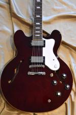 EPIPHONE NOEL GALLAGHER RIVIERA ann�e 2025