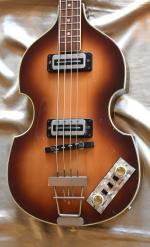Hofner 500/1  ann�e 1972 