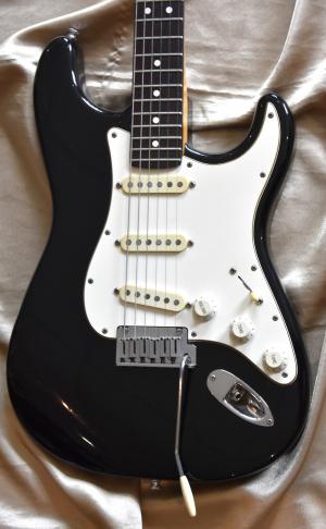 Fender -  
