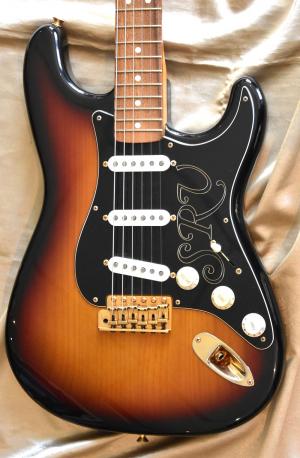 Fender -  
