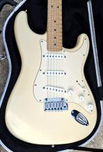 Fender STRATOCASTER AMERICAN SERIES 60 th ann�e 2006