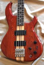 ARIA PRO II SB R80 TRANS RED ann�e 1981  MIJ